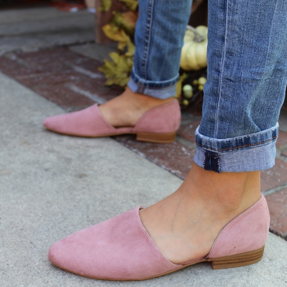 Shoes - 🚨LAST PAIR//The Sylvia// Rose faux suede flat
